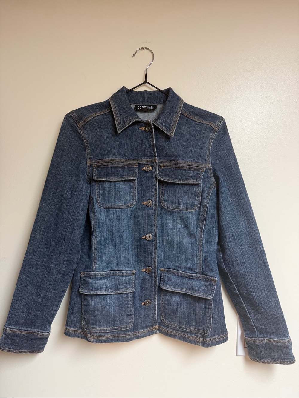 Pocketed Fitted Denim Jacket
